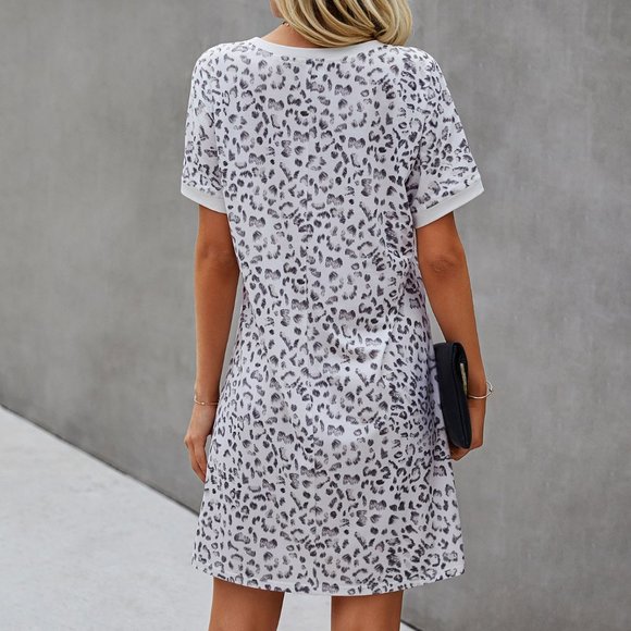 Shein T-Shirt Dress Medium White Animal Cheetah Leopard Print Women Short Sleeve - Picture 4 of 4